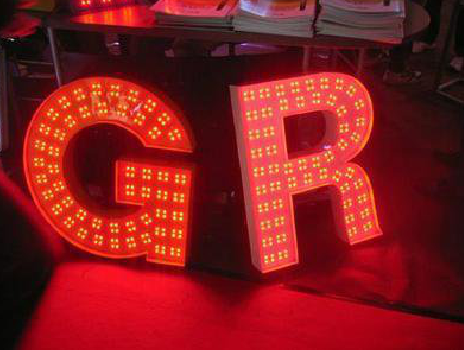 麻阳LED发光字常见的安装误区。